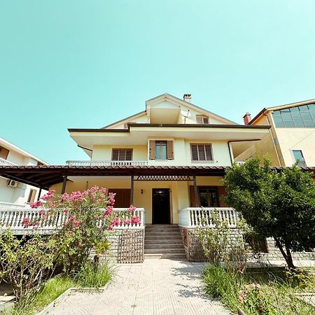 Vizion Hotel Shkodër Екстериор снимка
