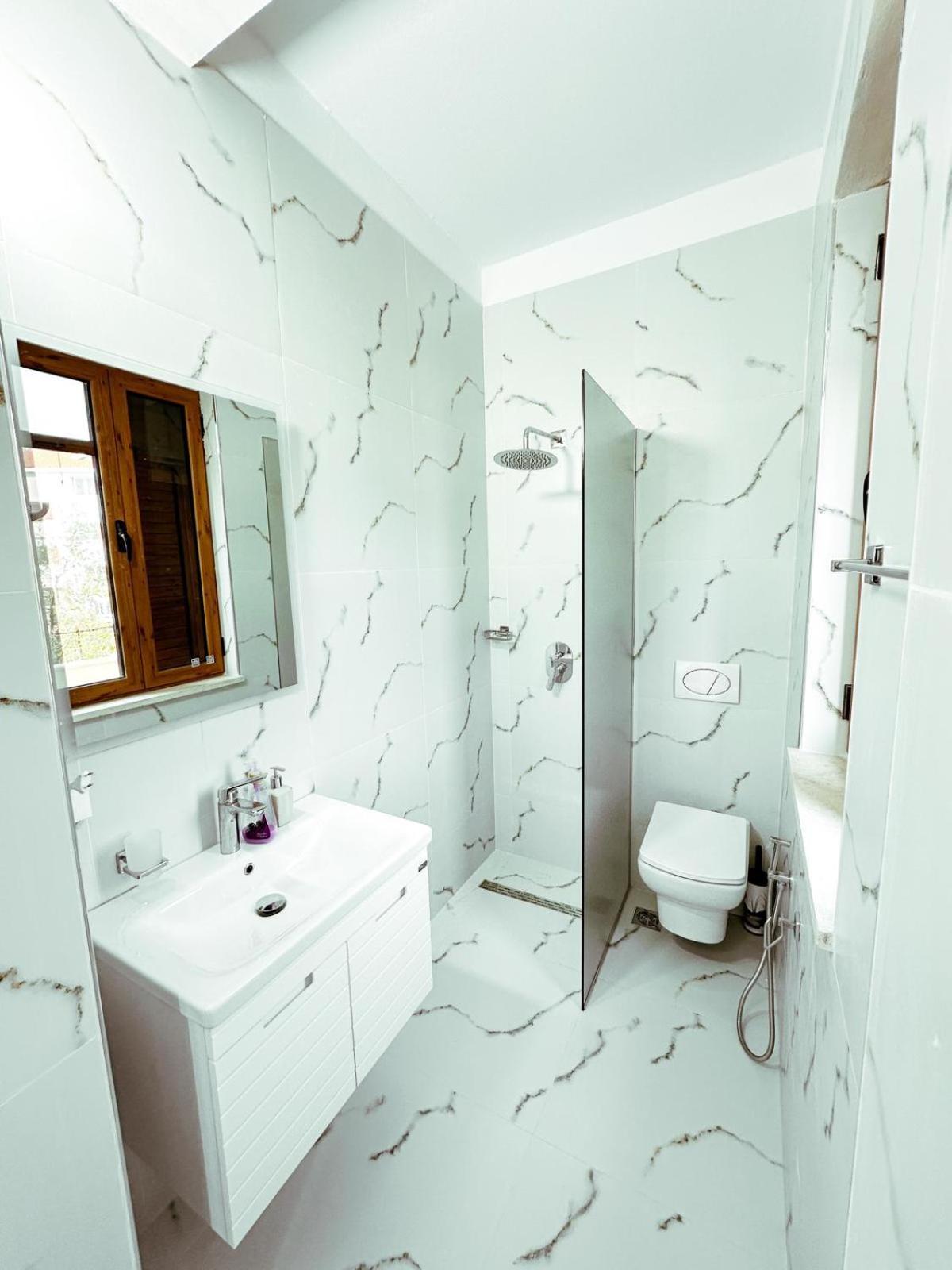 Vizion Hotel Shkodër Екстериор снимка