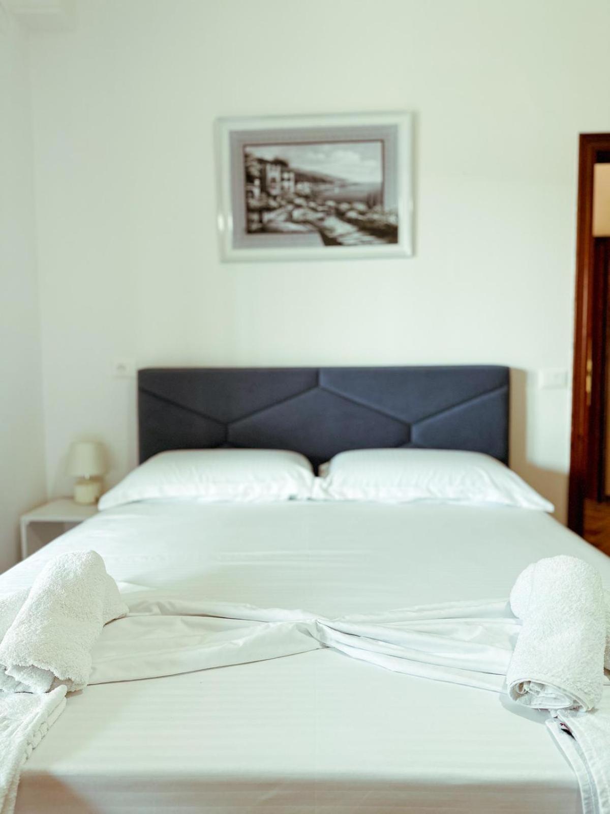 Vizion Hotel Shkodër Екстериор снимка