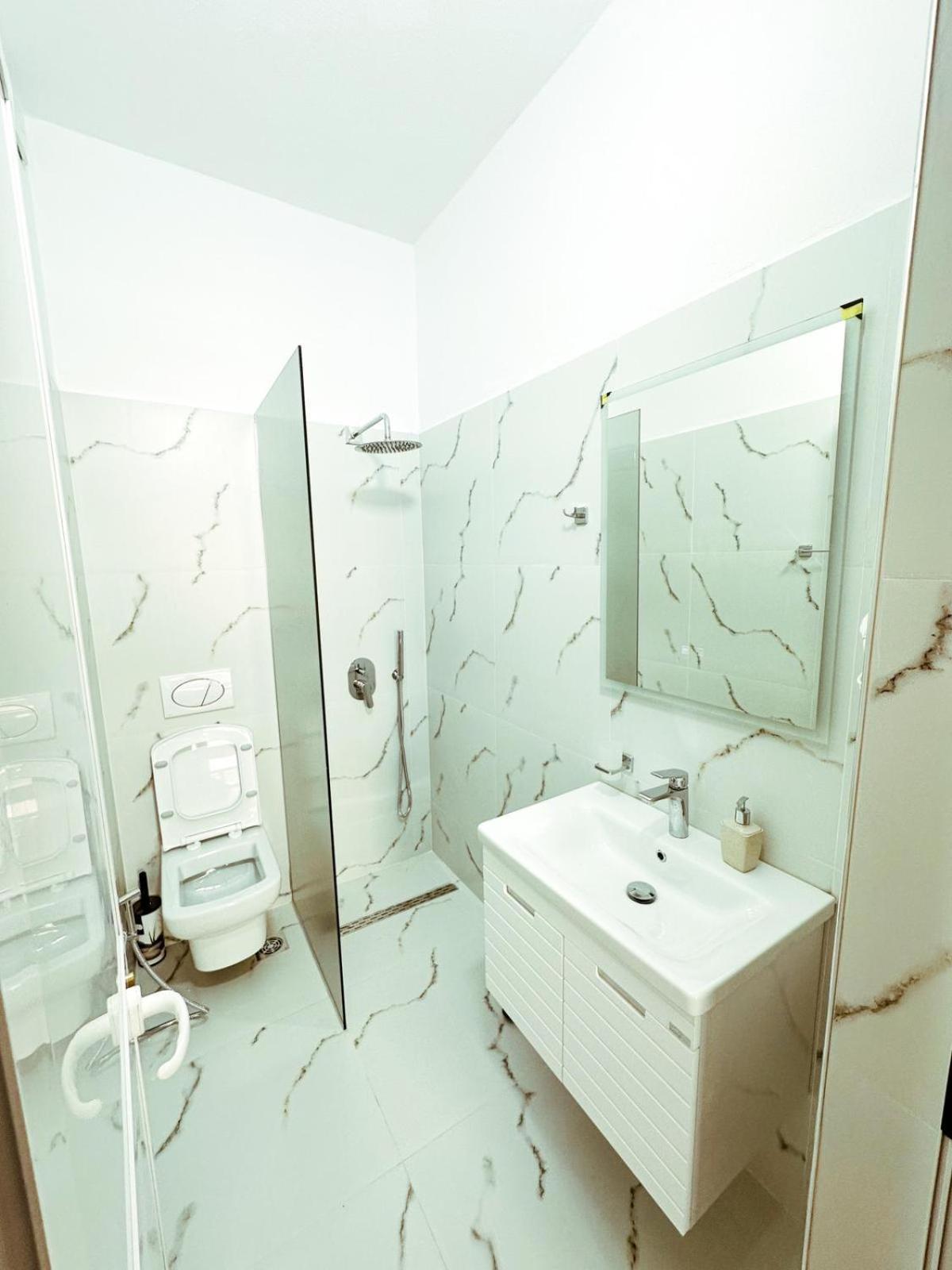 Vizion Hotel Shkodër Екстериор снимка